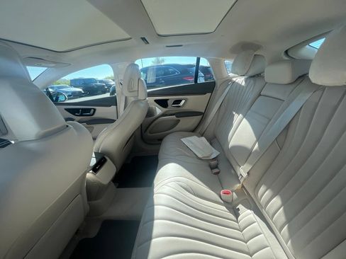 Used 2023 Mercedes-Benz EQS 450+ Sedan image 10