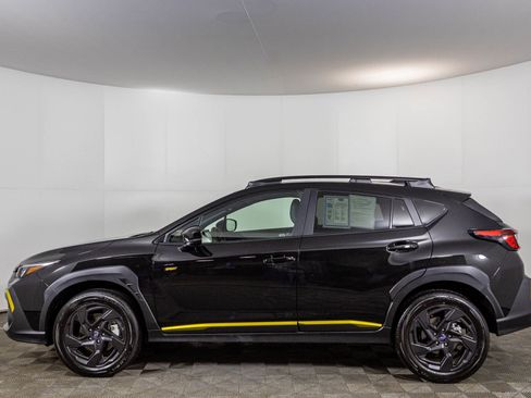 Used 2025 Subaru Crosstrek 2.5i Sport w/ Crosstrek Mirror Package image 19