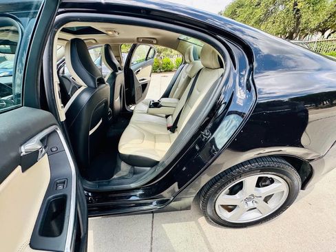 Used 2013 Volvo S60 T5 image 17