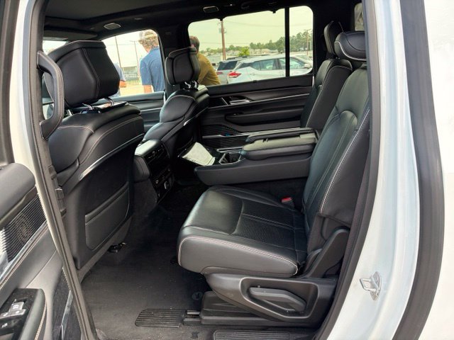 Used 2024 Jeep Grand Wagoneer L Series II w/ Quick Order Packagew 28T AWD/4WD image 16