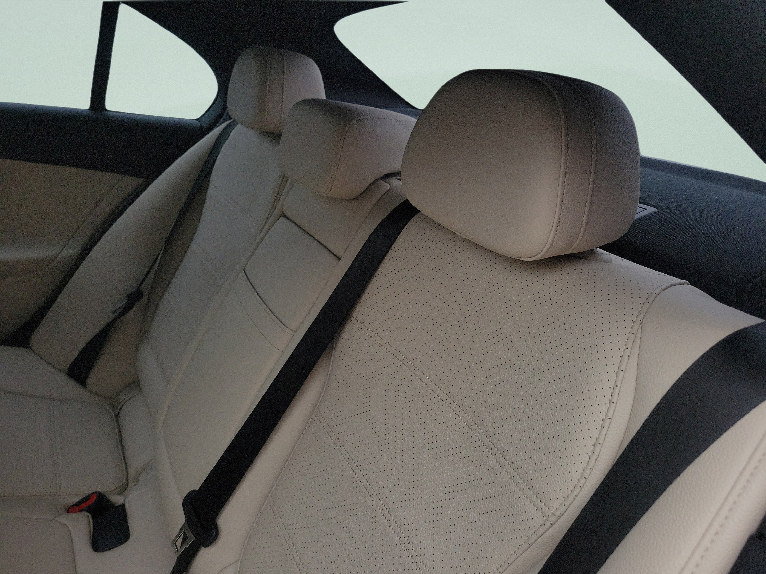 Certified 2024 Mercedes-Benz C 300 Sedan image 9