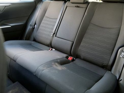 Used 2024 Toyota RAV4 SE w/ Convenience Package AWD/4WD image 16