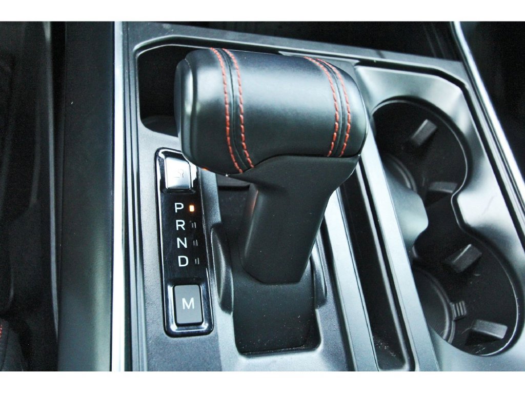 Used 2025 Ford F150 Raptor AWD/4WD image 36