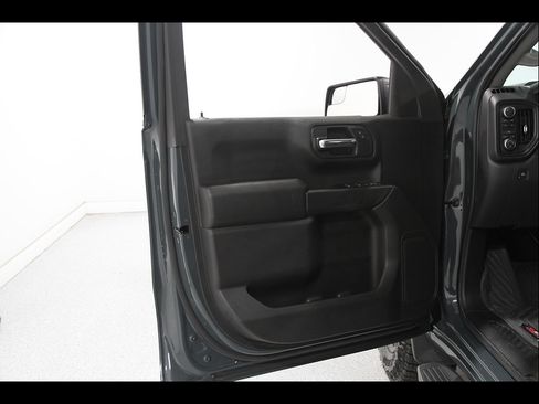 Certified 2025 Chevrolet Silverado 1500 Custom Trail Boss AWD/4WD image 4
