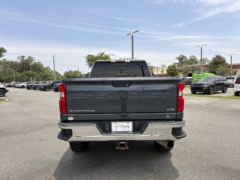 Used 2020 Chevrolet Silverado 2500 LTZ w/ LTZ Plus Package AWD/4WD image 4
