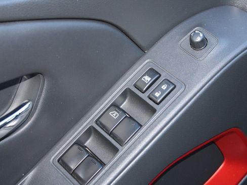 Used 2024 Nissan Frontier Pro-X image 20