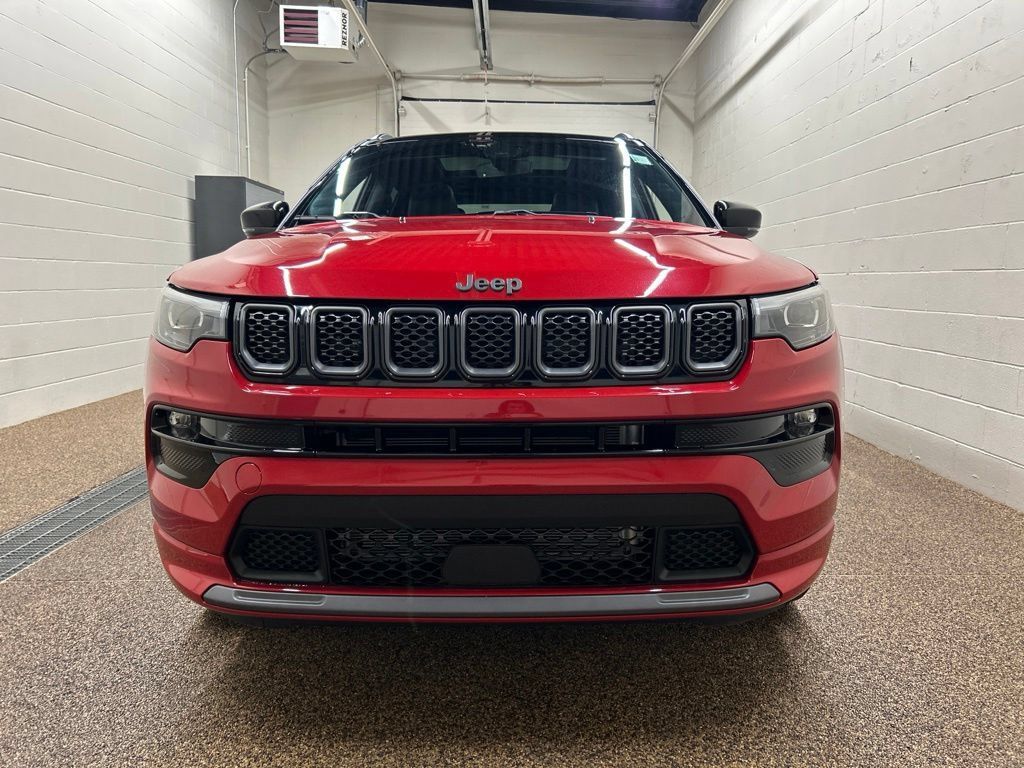 Used 2023 Jeep Compass High Altitude AWD/4WD image 6