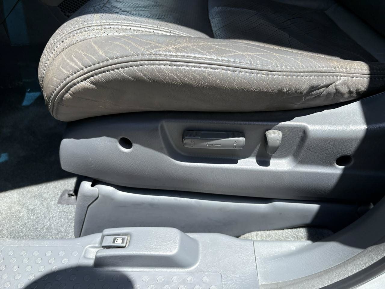 Used 2004 Honda Pilot EX image 38