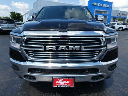 Used 2019 RAM 1500 Laramie AWD/4WD image 9