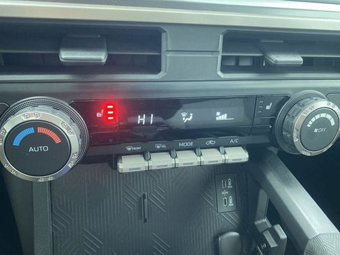 Used 2024 Toyota Tacoma TRD Sport image 18