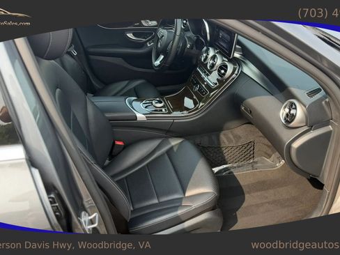 Used 2018 Mercedes-Benz C 300 4MATIC Sedan w/ Premium Package image 16