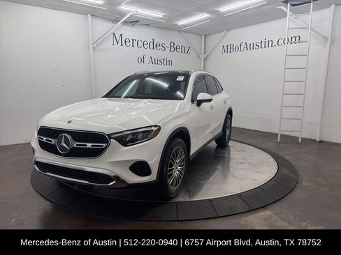 Certified 2026 Mercedes-Benz GLC 300 image 3