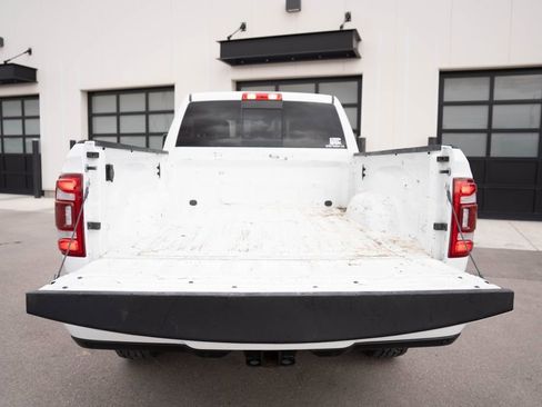 Used 2024 RAM 2500 Laramie AWD/4WD image 10