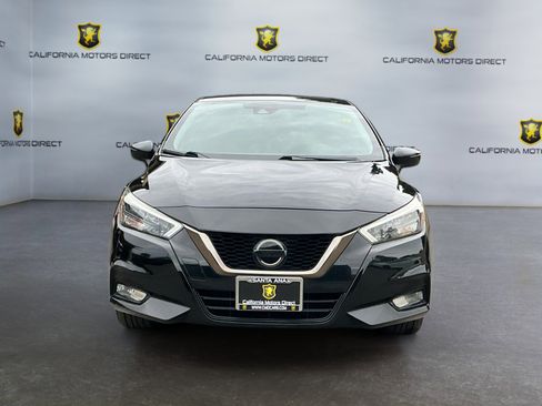 Used 2020 Nissan Versa SR w/ Convenience Package image 2