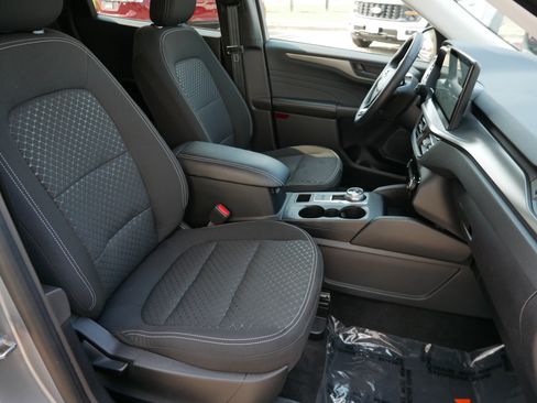 Used 2023 Ford Escape Active w/ Tech Pack #1 AWD/4WD image 23