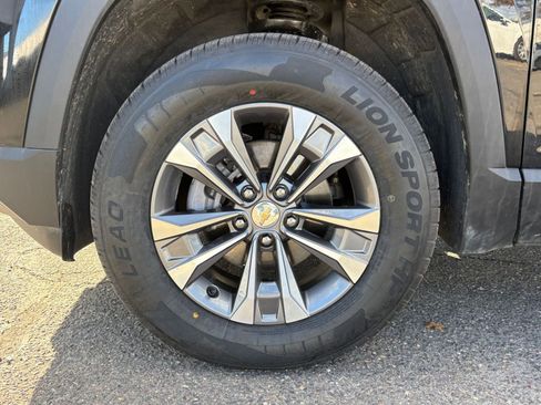 Used 2025 Chevrolet Equinox LT image 25