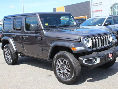 Used 2025 Jeep Wrangler Unlimited Sahara