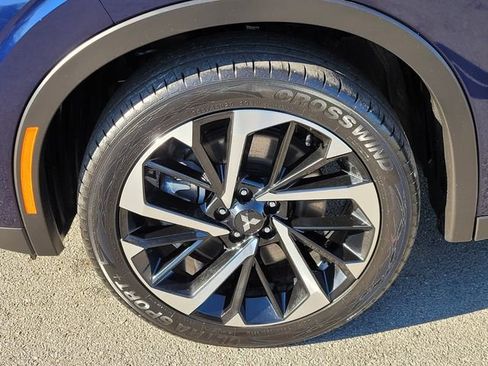 Used 2024 Mitsubishi Outlander SE image 22