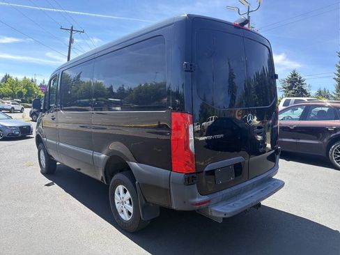 Used 2020 Mercedes-Benz Sprinter 2500 image 3