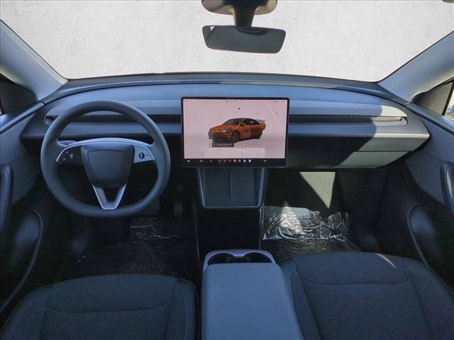 Used 2026 Tesla Model Y 2WD image 18
