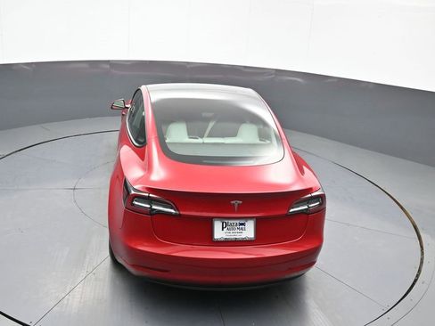 Used 2021 Tesla Model 3 Standard Range Plus image 40