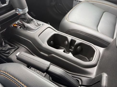 New 2026 Jeep Wrangler Unlimited Sahara AWD/4WD image 19