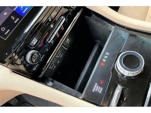 Used 2021 Jeep Grand Cherokee L Limited image 16