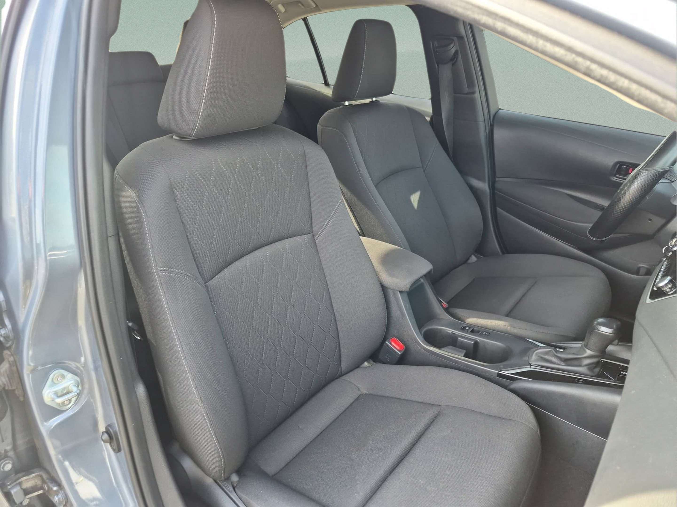 Used 2023 Toyota Corolla LE FWD image 19