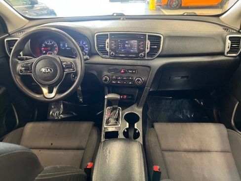 Used 2019 Kia Sportage LX FWD image 13