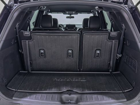 Used 2024 Nissan Pathfinder Rock Creek image 11