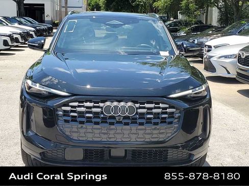 Certified 2025 Audi Q5 Premium w/ Premium Plus AWD/4WD image 3