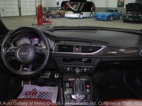 Used 2016 Audi S6 Prestige image 16