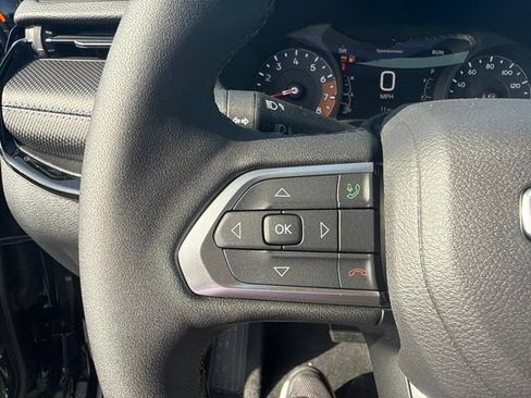 Used 2026 Jeep Compass Limited AWD/4WD image 12