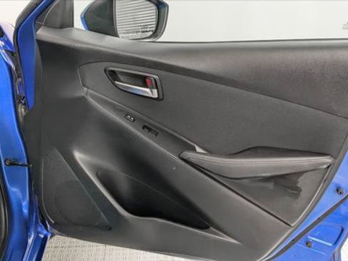 Used 2016 Scion iA FWD image 21