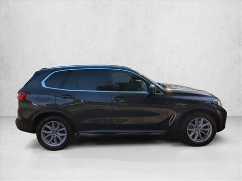 Used 2023 BMW X5 sDrive40i w/ Executive Package RWD image 4