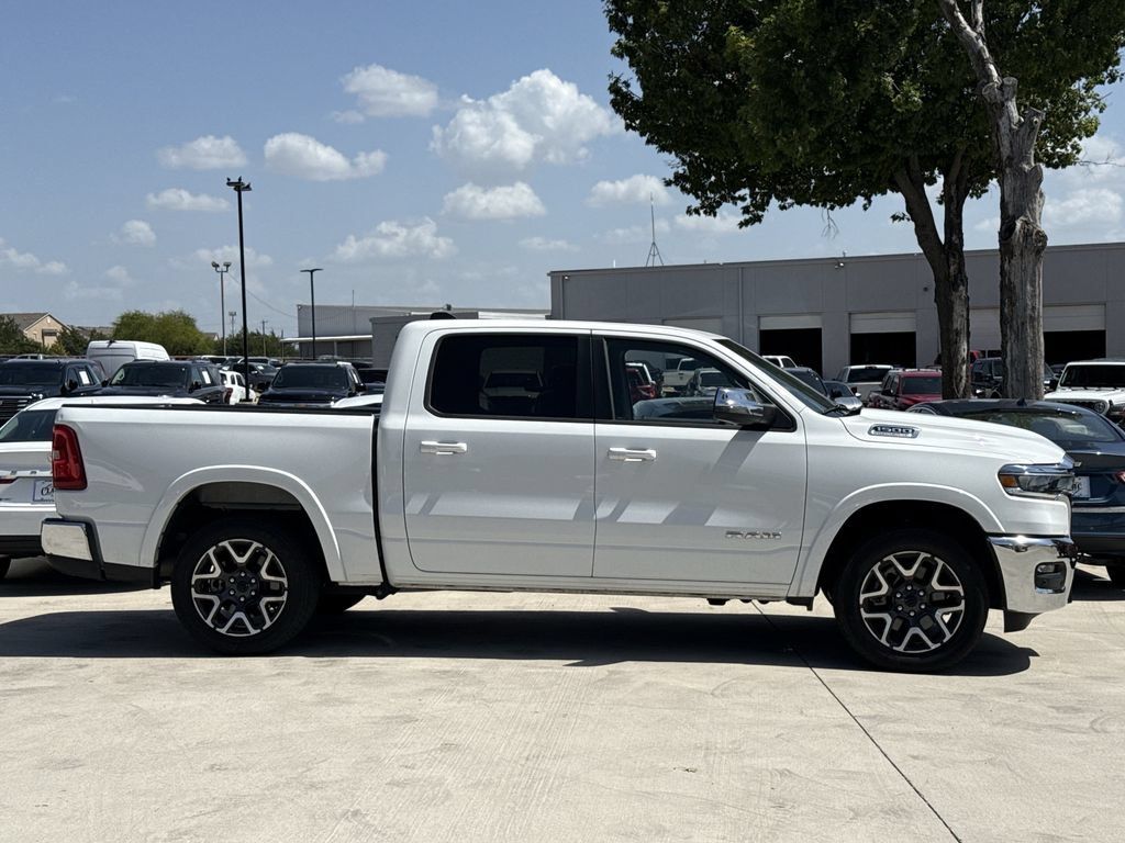 Used 2026 RAM 1500 Laramie AWD/4WD image 3
