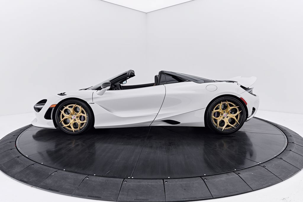 Used 2025 McLaren 750S Spider RWD image 16