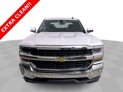 Used 2018 Chevrolet Silverado 1500 LT w/ LT Eassist Package image 3