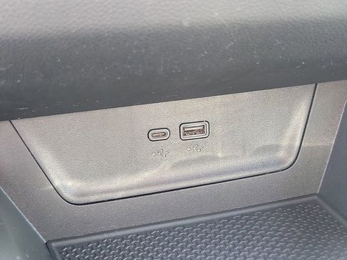 Certified 2025 Chevrolet Equinox LT FWD image 31