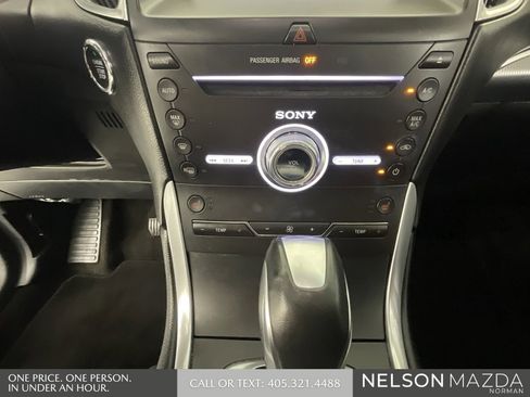 Used 2018 Ford Edge Titanium image 38