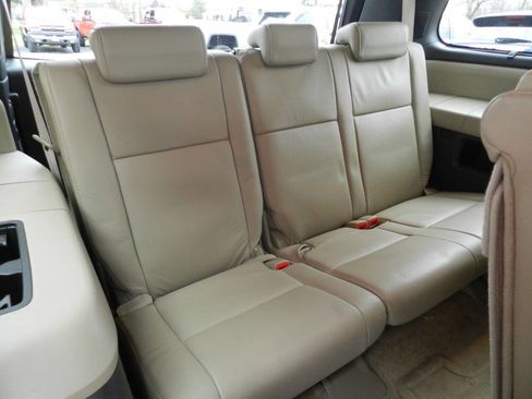 Used 2010 Toyota Sequoia Limited image 14