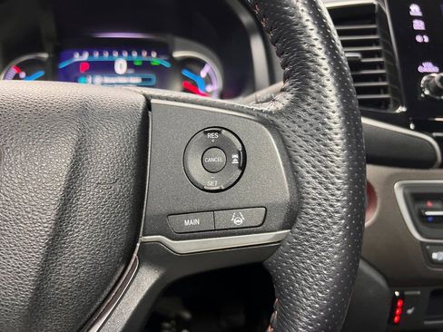 Used 2022 Honda Pilot TrailSport image 20