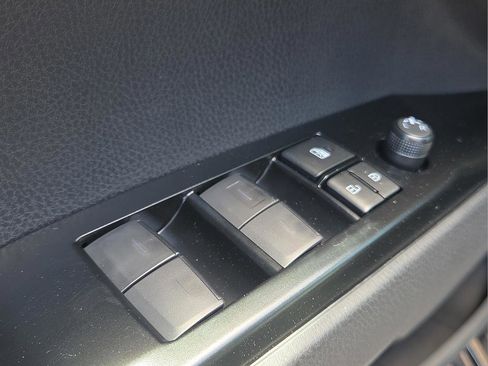 New 2026 Toyota Camry SE FWD image 18