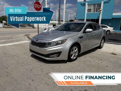 Used 2012 Kia Optima EX FWD image 1