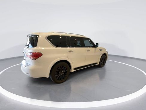 Used 2017 INFINITI QX80 4WD w/ Deluxe Technology Package image 8