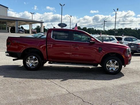 Used 2025 Ford Ranger Lariat w/ Chrome Accent Package AWD/4WD image 3