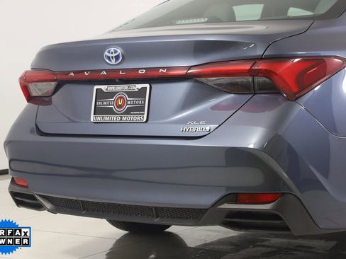 Used 2019 Toyota Avalon XLE image 41