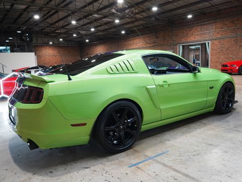 Used 2013 Ford Mustang GT Premium w/ Brembo Brake Pkg RWD image 13