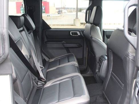 New 2025 Ford Bronco Outer Banks image 16