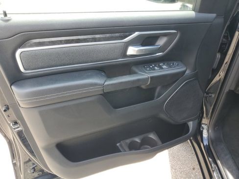 Used 2019 RAM 1500 Big Horn AWD/4WD image 8